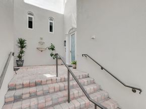 1776 Bay Dr, Pompano Beach FL 33062