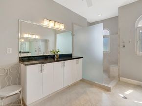 1776 Bay Dr, Pompano Beach FL 33062
