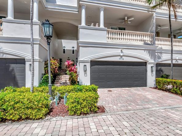 1776 Bay Dr, Pompano Beach FL 33062