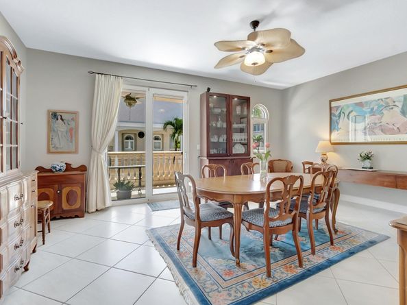 1776 Bay Dr, Pompano Beach FL 33062