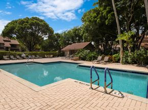 5600 Coach House Circle E, Boca Raton FL 33486