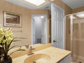 5600 Coach House Circle E, Boca Raton FL 33486