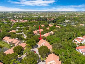 5600 Coach House Circle E, Boca Raton FL 33486