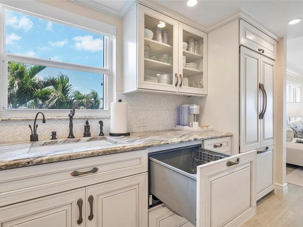 1710 S Ocean Ln 201, Fort Lauderdale FL 33316