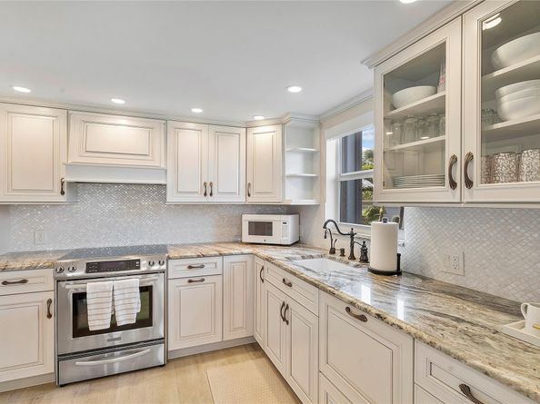 1710 S Ocean Ln 201, Fort Lauderdale FL 33316