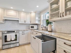 1710 S Ocean Ln 201, Fort Lauderdale FL 33316