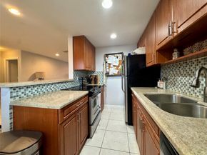 2801 NE 33rd Ct 206, Fort Lauderdale FL 33306