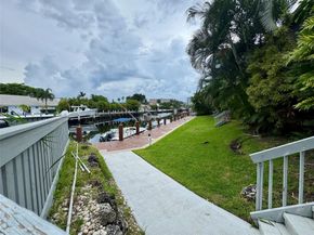 2801 NE 33rd Ct 206, Fort Lauderdale FL 33306