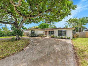 900 SE 13th Ct