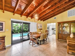 900 SE 13th Ct, Deerfield Beach FL 33441