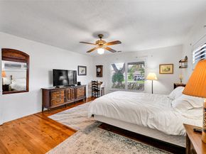 900 SE 13th Ct, Deerfield Beach FL 33441