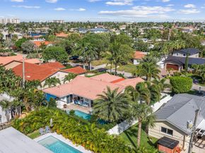 3250 Spanish River Dr, Pompano Beach FL 33062