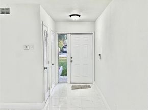 841 NE 51st St, Deerfield Beach FL 33064