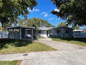 841 NE 51st St, Deerfield Beach FL 33064