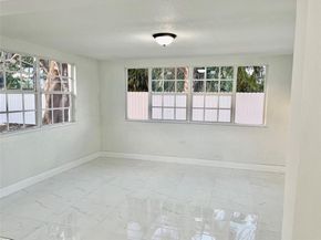 841 NE 51st St, Deerfield Beach FL 33064