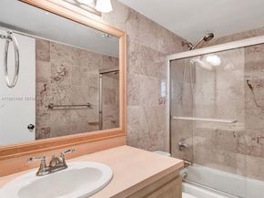2025 NE 164th Street 716, North Miami Beach FL 33162