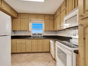 2025 NE 164th Street 716, North Miami Beach FL 33162