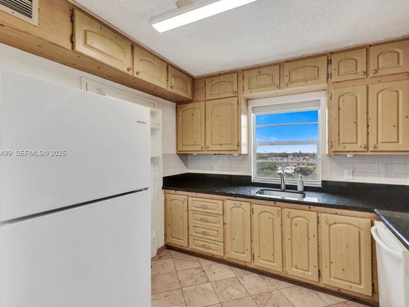 2025 NE 164th Street 716, North Miami Beach FL 33162
