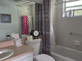 4801 NW 34th St 601, Lauderdale Lakes FL 33319