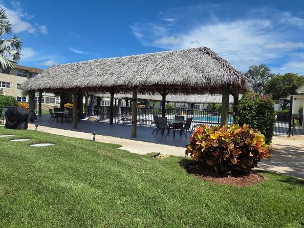 4801 NW 34th St 601, Lauderdale Lakes FL 33319