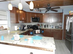 7 Greenway  Village N 103, Royal Palm Beach FL 33411