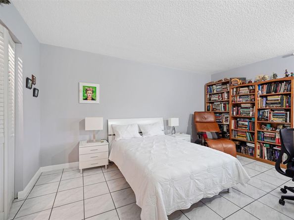 9688 Fontainebleau Blvd 610, Miami FL 33172