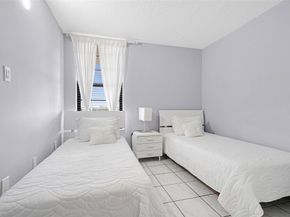 9688 Fontainebleau Blvd 610, Miami FL 33172