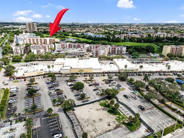 9688 Fontainebleau Blvd 610, Miami FL 33172