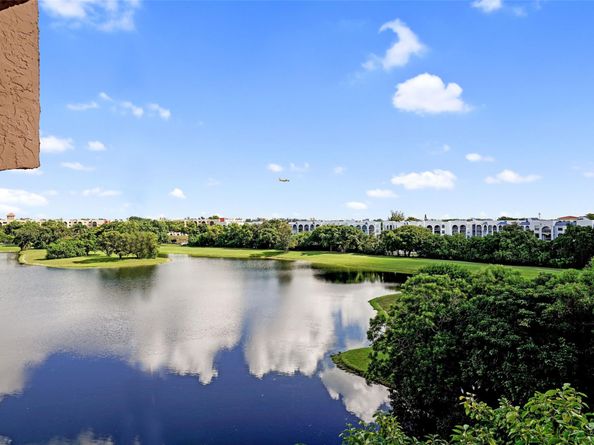 9688 Fontainebleau Blvd 610, Miami FL 33172