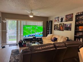 360 NW 69th Avenue 202, Plantation FL 33317