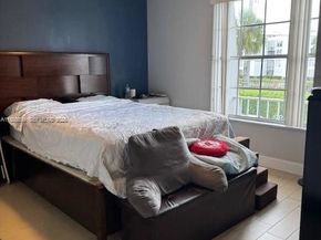 360 NW 69th Avenue 202, Plantation FL 33317