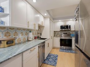 5600 N Flagler Drive 2201, West Palm Beach FL 33407