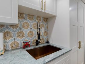 5600 N Flagler Drive 2201, West Palm Beach FL 33407