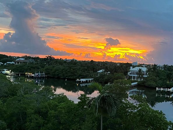 3581 S Ocean Boulevard 5D, South Palm Beach FL 33480