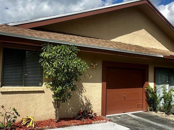 6515 Harbour Road, North Lauderdale FL 33068