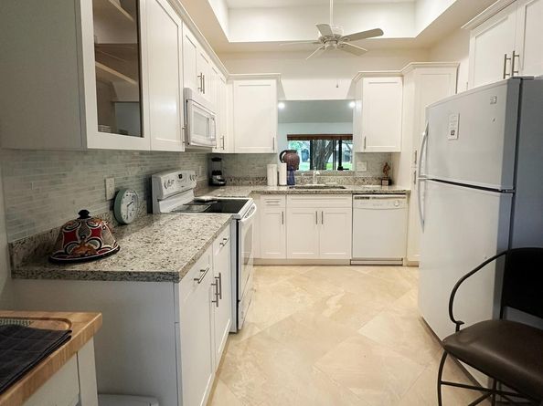 10980 Lake Front Pl 10980, Boca Raton FL 33498