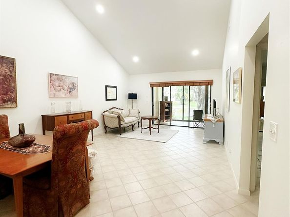 10980 Lake Front Pl 10980, Boca Raton FL 33498