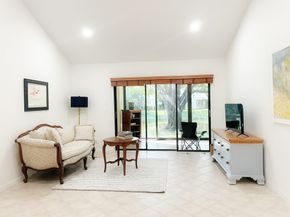 10980 Lake Front Pl 10980, Boca Raton FL 33498