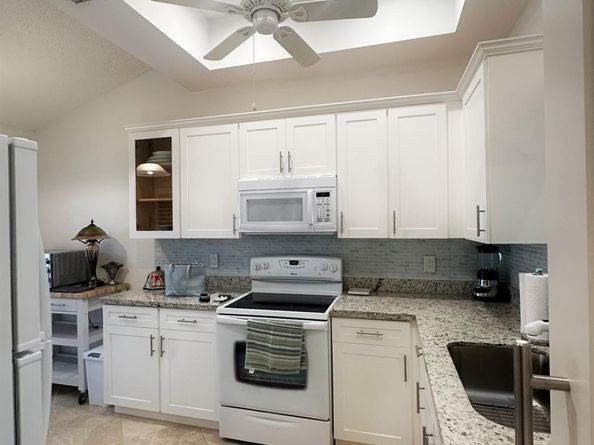 10980 Lake Front Pl 10980, Boca Raton FL 33498