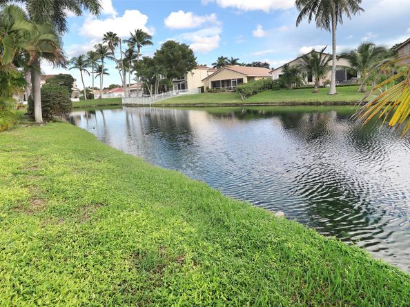 12250 NW 57th St, Coral Springs FL 33076