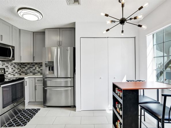 1107 SW 44th Ter 1107, Deerfield Beach FL 33442