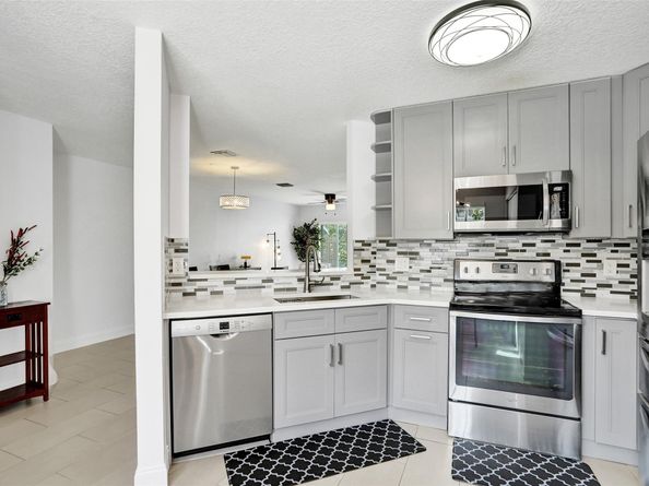 1107 SW 44th Ter 1107, Deerfield Beach FL 33442