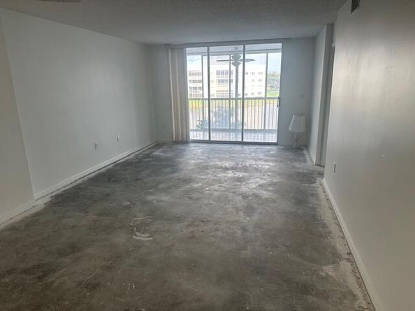 7680 Trent Drive 310, Tamarac FL 33321