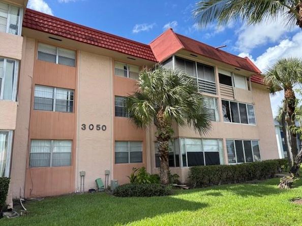 3050 Holiday Springs Blvd 105, Margate FL 33063