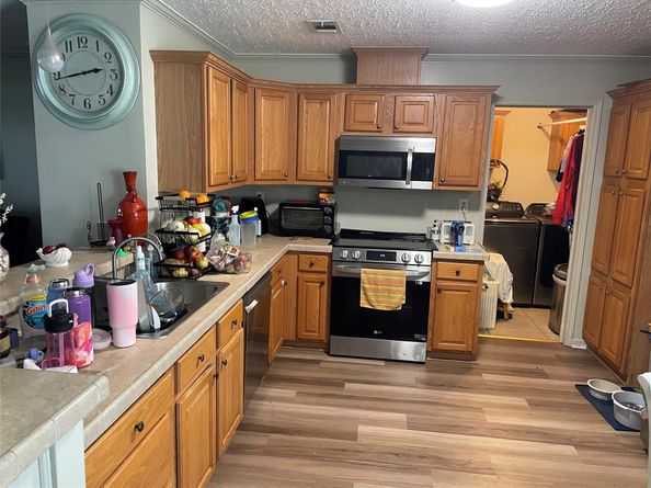 8580 SW 17th St, Davie FL 33324