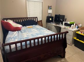 8580 SW 17th St, Davie FL 33324