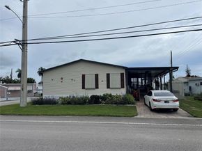8580 SW 17th St, Davie FL 33324
