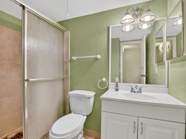 6 Abbey Lane 106, Delray Beach FL 33446