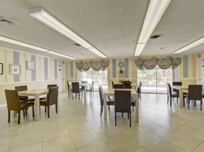 6 Abbey Lane 106, Delray Beach FL 33446