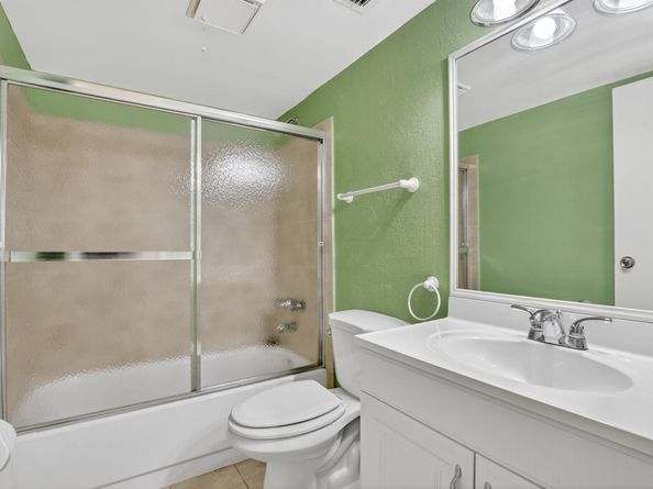 6 Abbey Lane 106, Delray Beach FL 33446